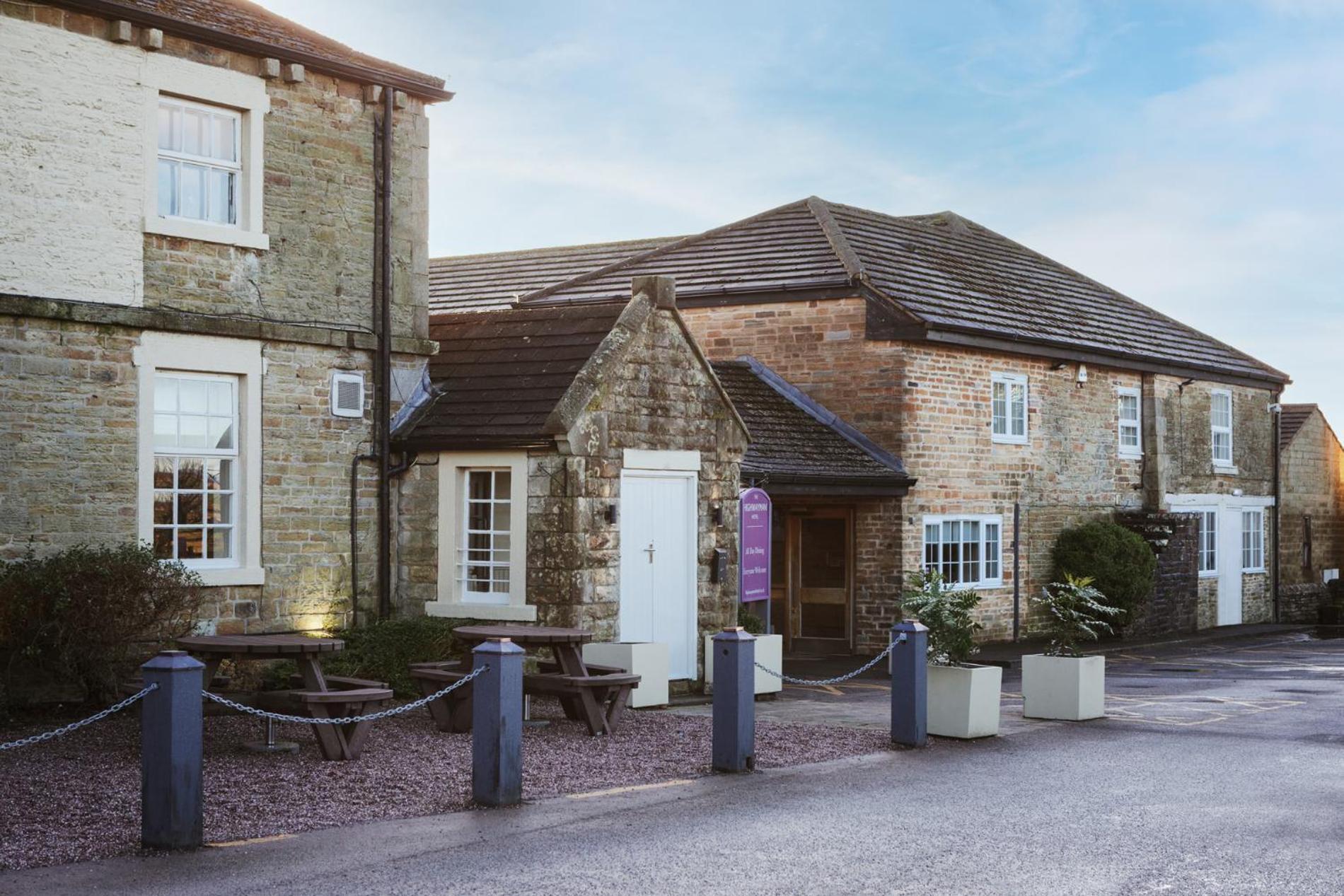 The Highwayman Hotel Честерфилд Экстерьер фото