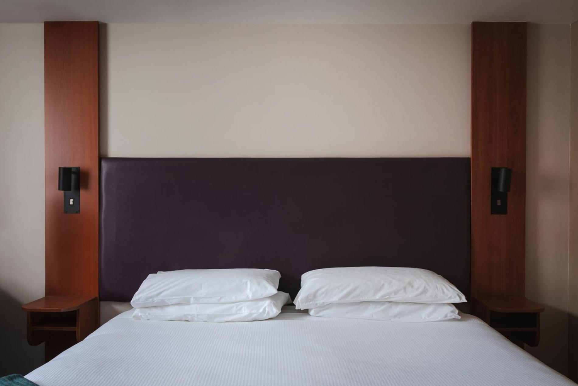 The Highwayman Hotel Честерфилд Экстерьер фото